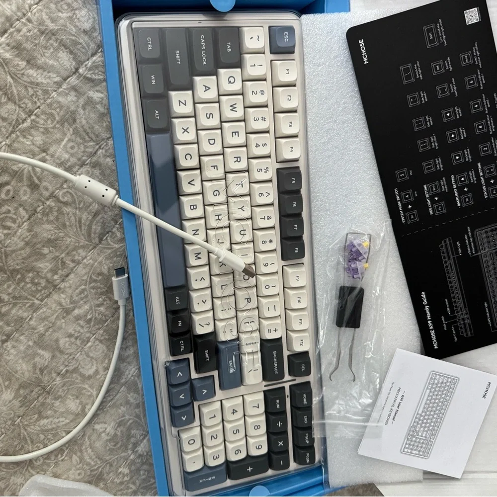 MCHOSE K99 Mechanical Keyboard - Picture 4 of 10